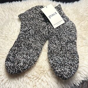 Hand knit slippers. Peruvian wool blackish brown grey yarn. Black fleece inside